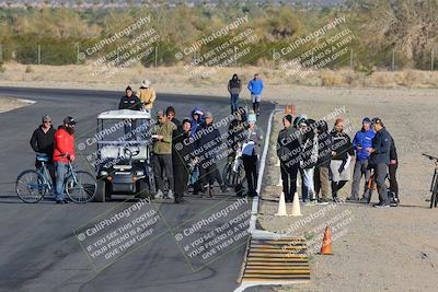 media/Jan-19-2023-Racers Edge (Thu) [[69d0b4dc55]]/Around the Pits-Track Walk/